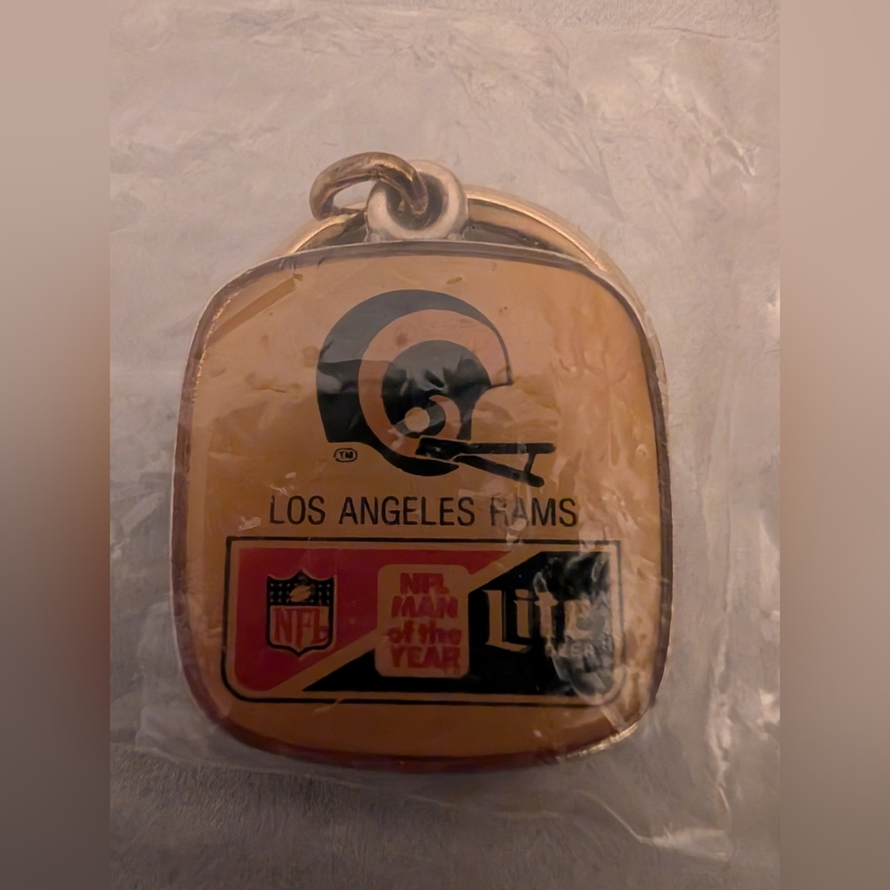 Vintage Rams, Miller lite Keychain. Sealed! 80's